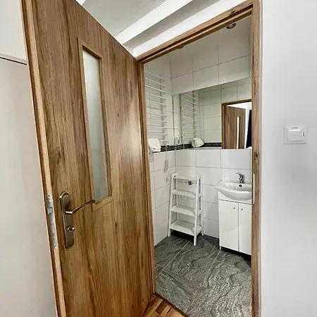 Apartment Krakowskie 2